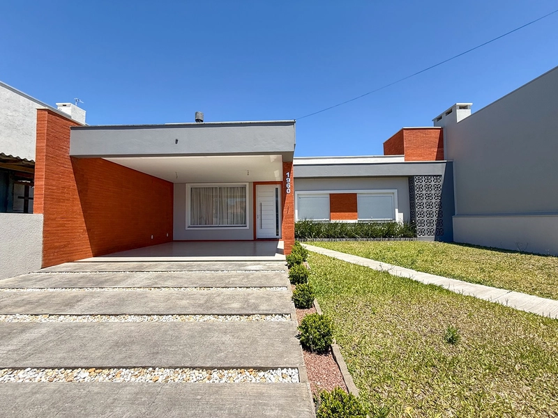 Casa à venda em Imbé - Centro: 2ª foto da galeria de imagens do imóvel