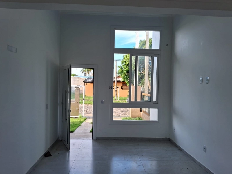 Casa à venda no centro de Imbé: 3ª foto da galeria de imagens do imóvel