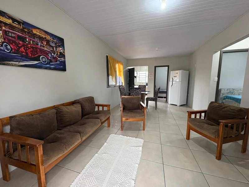 Casa à venda em Imbé - Próxima ao mar : 2ª foto da galeria de imagens do imóvel