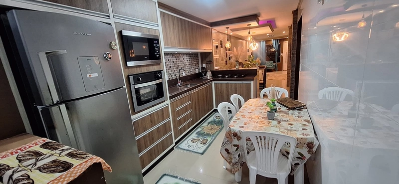 Casa à venda no centro de Imbé: 5ª foto da galeria de imagens do imóvel