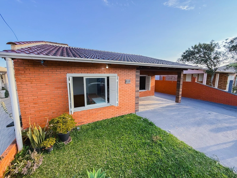 Casa em Mariluz próxima ao mar : 6ª foto da galeria de imagens do imóvel