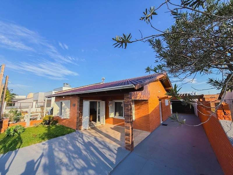 Casa em Mariluz próxima ao mar : 7ª foto da galeria de imagens do imóvel
