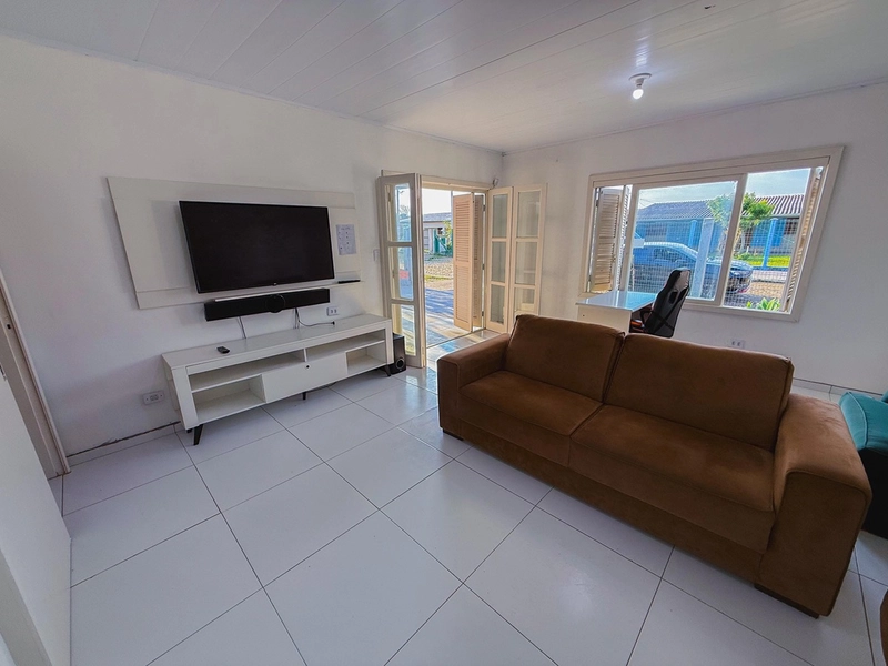 Casa em Mariluz próxima ao mar : 13ª foto da galeria de imagens do imóvel