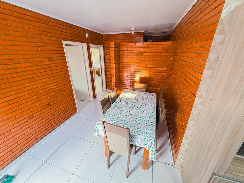 Casa em Mariluz próxima ao mar : 17ª foto da galeria de imagens do imóvel