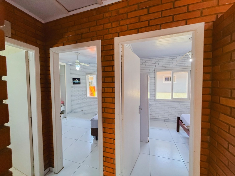 Casa em Mariluz próxima ao mar : 18ª foto da galeria de imagens do imóvel