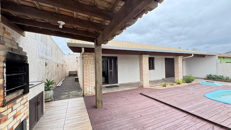 Casa à venda na Beira Mar de Imbé: 1ª foto da galeria de imagens do imóvel