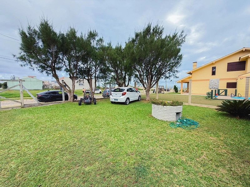 Casa à venda em Imbé – Balneário Mariluz | A poucos passos do mar 🌊: 3ª foto da galeria de imagens do imóvel