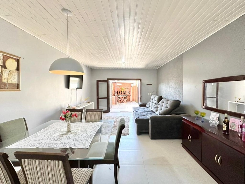 Casa à venda no centro de Imbé: 13ª foto da galeria de imagens do imóvel