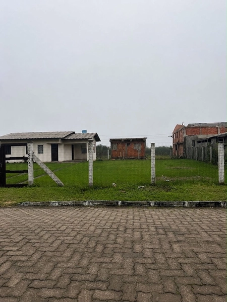 Terreno à venda em Imbé: 3ª foto da galeria de imagens do imóvel
