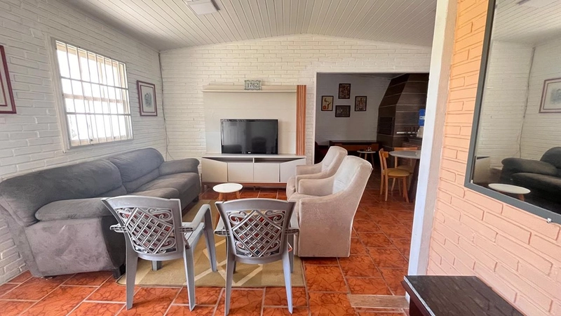 Casa à venda em Imbé - Centro: 2ª foto da galeria de imagens do imóvel