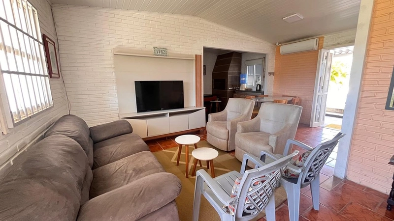 Casa à venda em Imbé - Centro: 3ª foto da galeria de imagens do imóvel