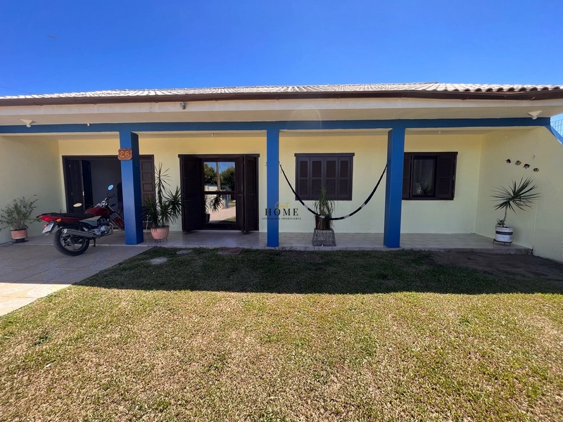 Casa à venda em Imbé: 1ª foto da galeria de imagens do imóvel