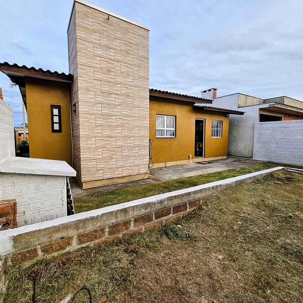 CASA À VENDA – OPORTUNIDADE: 3ª foto da galeria de imagens do imóvel
