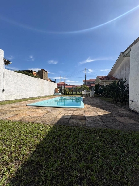 Casa em Santa Teresinha: 18ª foto da galeria de imagens do imóvel