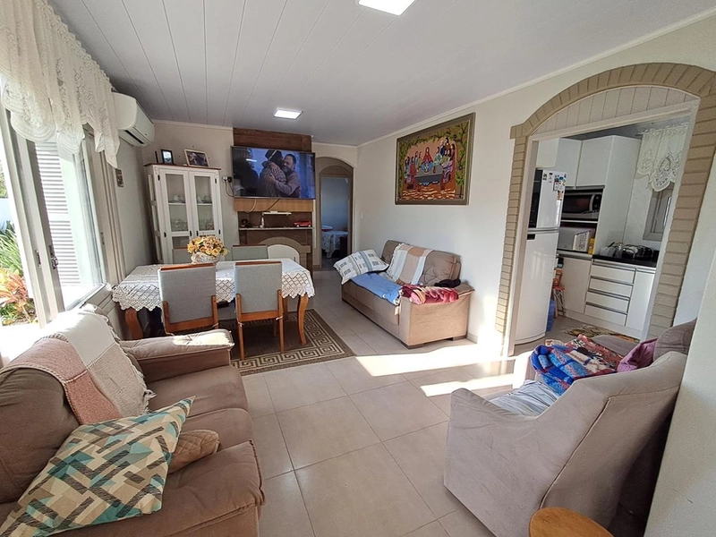 EXCELENTE IMÓVEL COM PISCINA NO CENTRO DE IMBÉ!: 3ª foto da galeria de imagens do imóvel