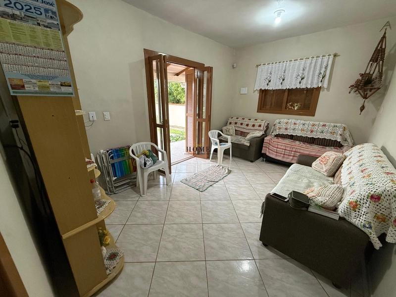 Casa em Mariluz: 4ª foto da galeria de imagens do imóvel