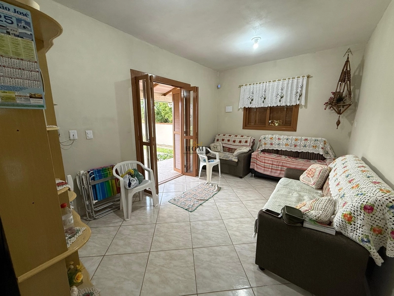 Casa em Mariluz: 3ª foto da galeria de imagens do imóvel