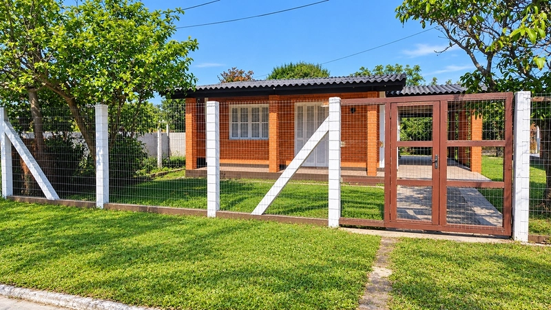 🏡 CASA À VENDA A APROXIMADAMENTE 300 METROS DO MAR! 🌊: 1ª foto da galeria de imagens do imóvel