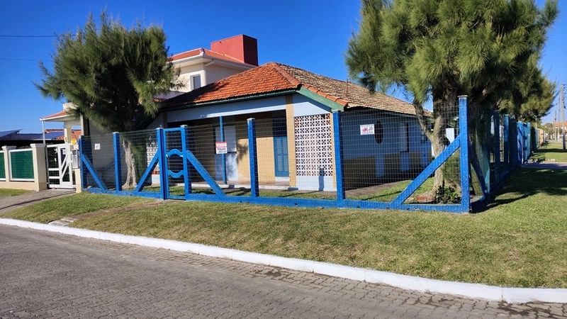 Casa à venda próxima ao mar : 1ª foto da galeria de imagens do imóvel