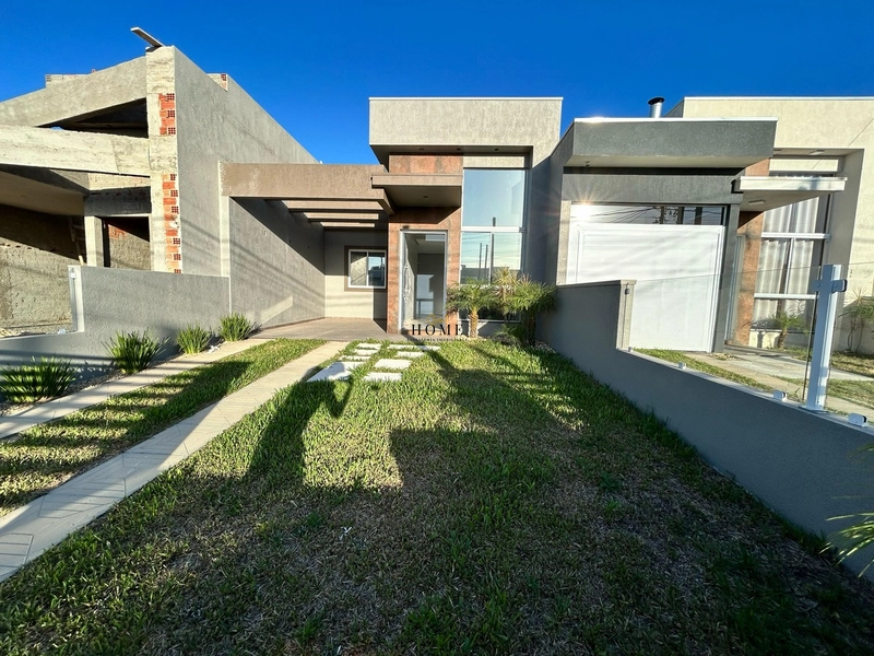 Casa à venda no centro de Imbé: 2ª foto da galeria de imagens do imóvel