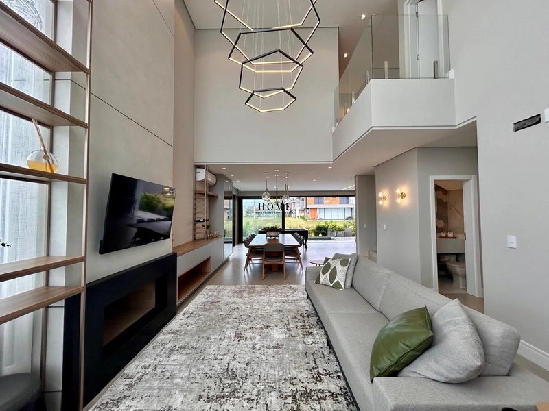 Casa no SUNSET: 7ª foto da galeria de imagens do imóvel