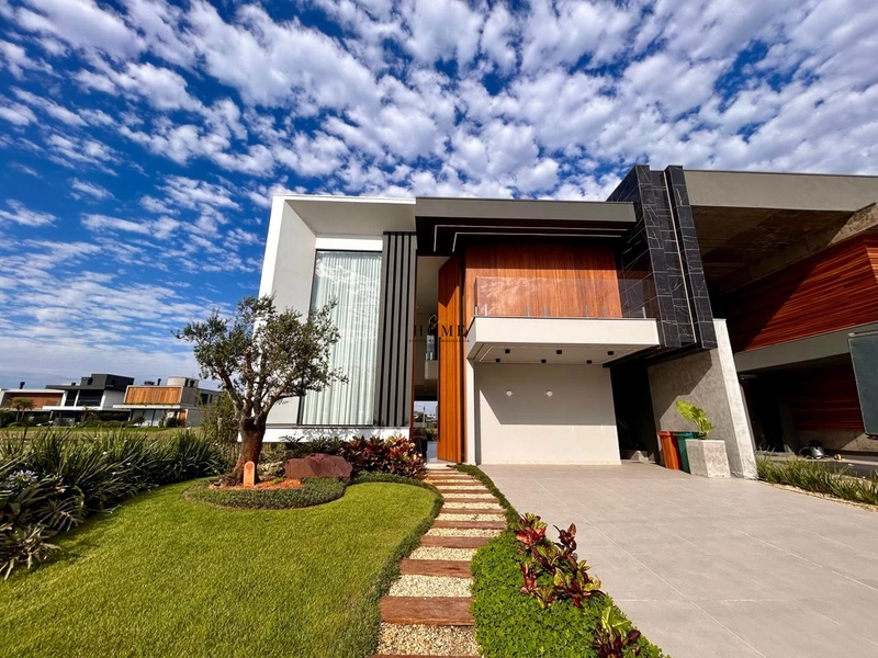 Casa no SUNSET: 8ª foto da galeria de imagens do imóvel
