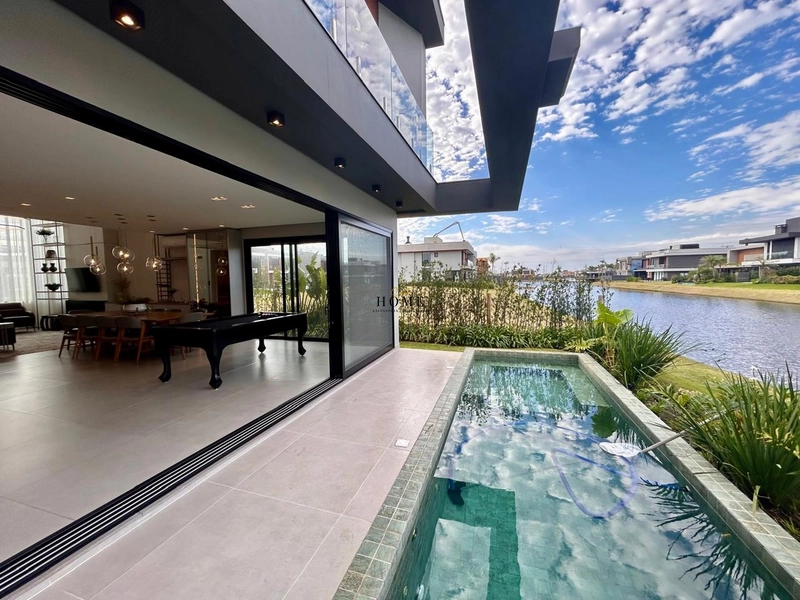 Casa no SUNSET: 1ª foto da galeria de imagens do imóvel