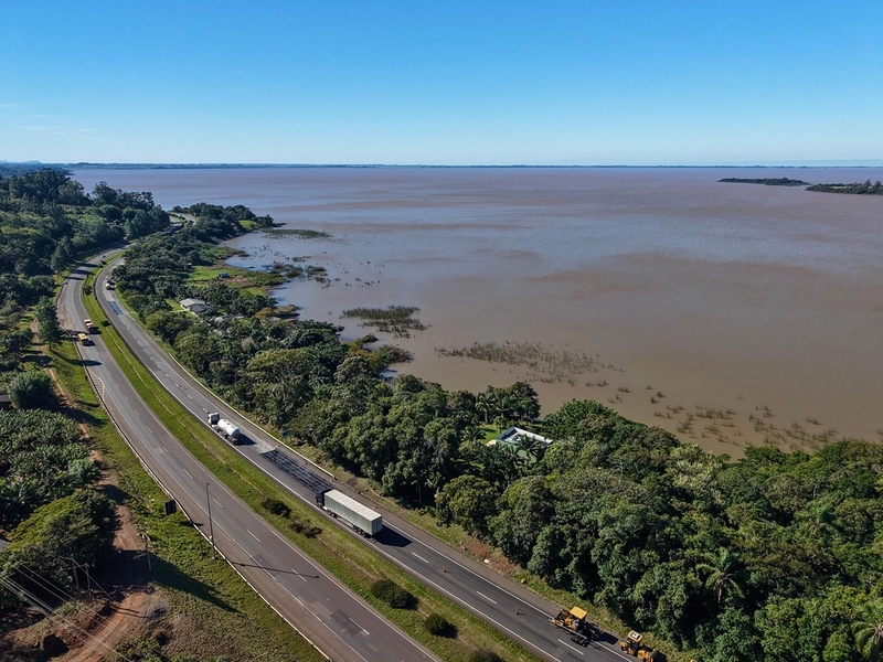 CHÁCARA / SÍTIO À VENDA – UM PARAÍSO NA BEIRA DA LAGOA!: 18ª foto da galeria de imagens do imóvel