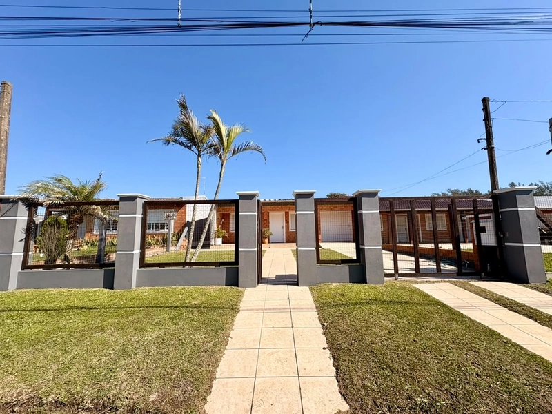 Casa à venda em Mariluz: 2ª foto da galeria de imagens do imóvel