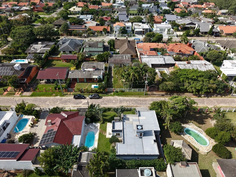 CASA TÉRREA MOBILIADA E DECORADA A VENDA EM ATLÂNTIDA : 28ª foto da galeria de imagens do imóvel