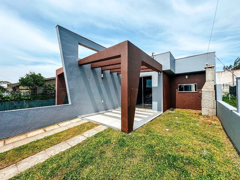 CASA À VENDA NA RAINHA DO MAR – XANGRI-LÁ/RS : 1ª foto da galeria de imagens do imóvel