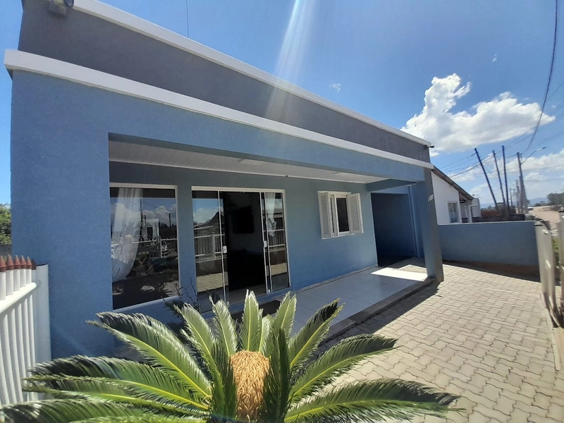 Casa à venda em Imbé: 2ª foto da galeria de imagens do imóvel