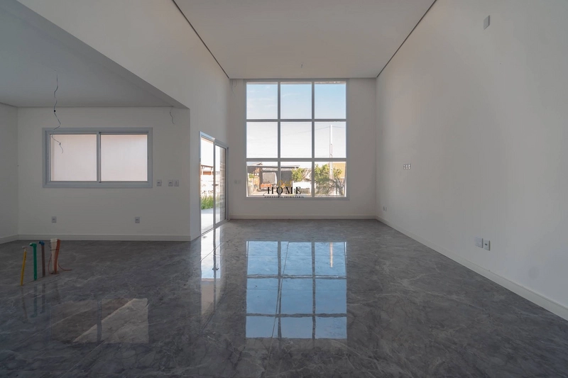 Casa à venda no centro de Imbé: 4ª foto da galeria de imagens do imóvel