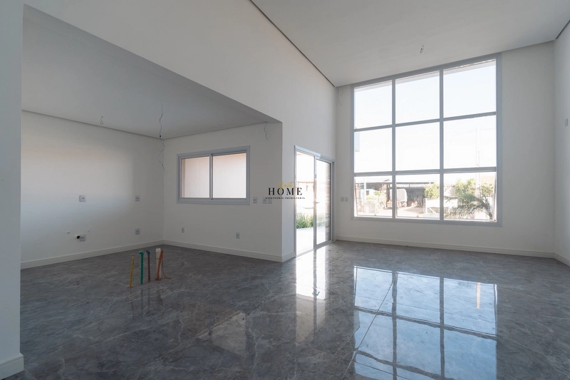 Casa à venda no centro de Imbé: 5ª foto da galeria de imagens do imóvel
