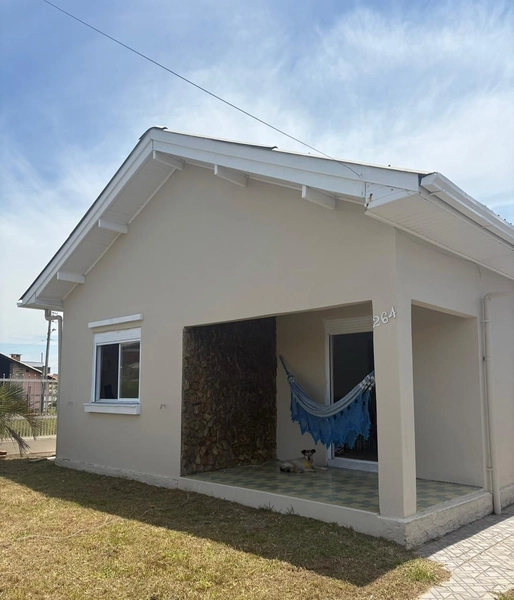 Casa à venda em Mariluz: 2ª foto da galeria de imagens do imóvel