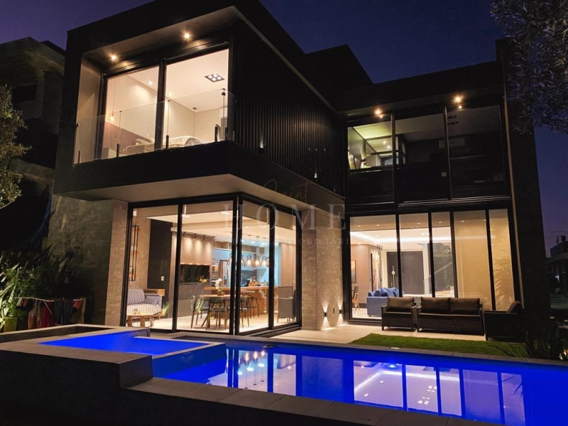 CASA EM CONDOMINIO FECHADO!: 3ª foto da galeria de imagens do imóvel