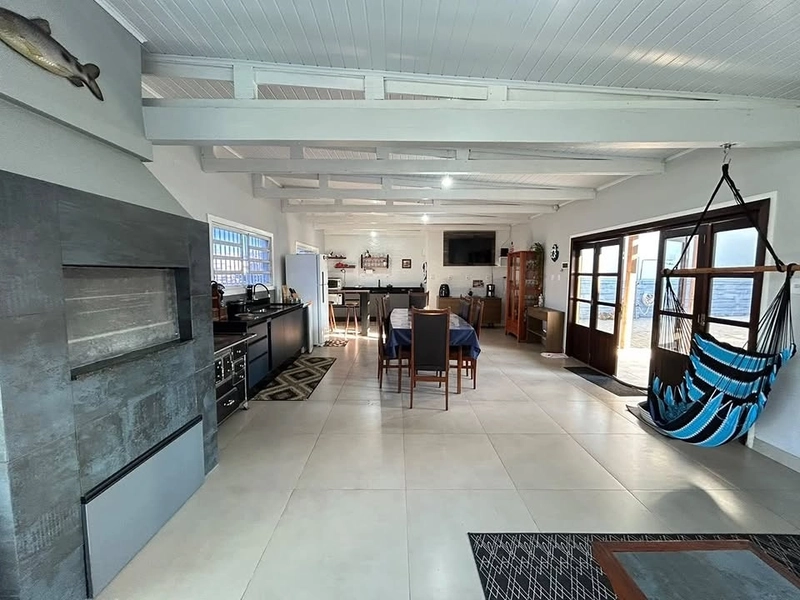 Casa à venda com vista para o Braço Morto : 4ª foto da galeria de imagens do imóvel