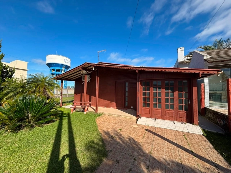 🏡 CASA À VENDA EM IMBÉ/RS: 2ª foto da galeria de imagens do imóvel