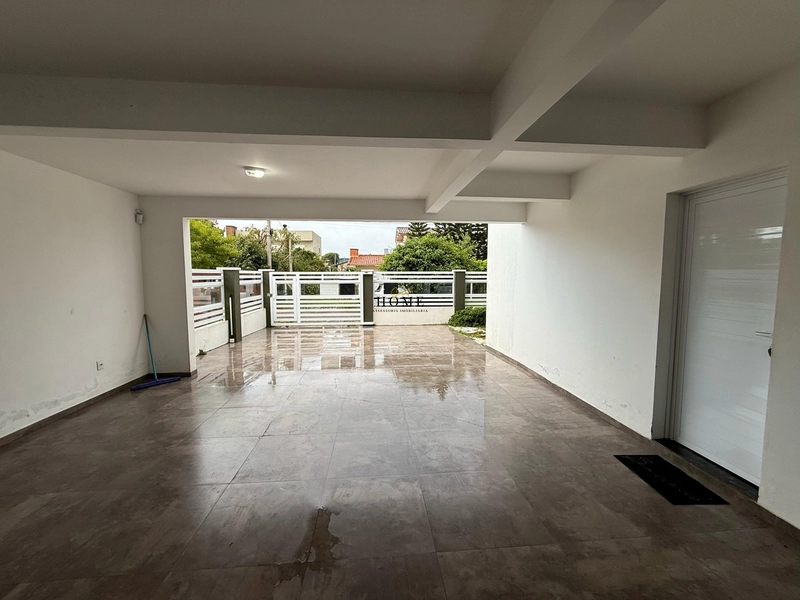 Casa à venda em Mariluz, próximo ao mar!: 25ª foto da galeria de imagens do imóvel