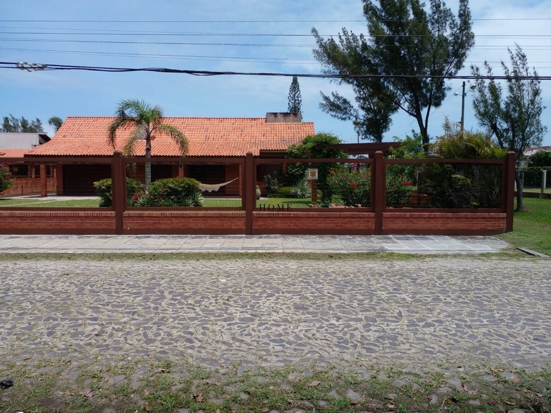 Casa à venda com 2 terrenos em Xangri-lá: 20ª foto da galeria de imagens do imóvel