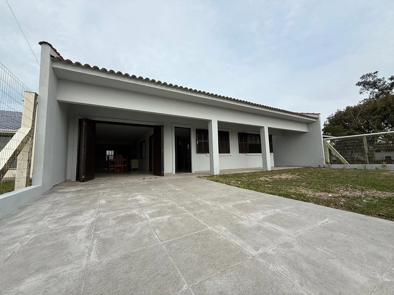 Casa próxima ao mar no bairro Presidente: 1ª foto da galeria de imagens do imóvel