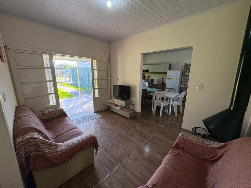 🏡 Casa à venda no Balneário Albatroz – Imbé/RS: 3ª foto da galeria de imagens do imóvel