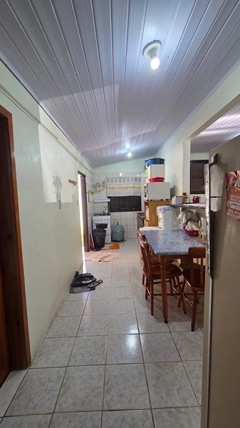 🏡 Casa de Alvenaria à Venda — R$ 270.000,00: 12ª foto da galeria de imagens do imóvel