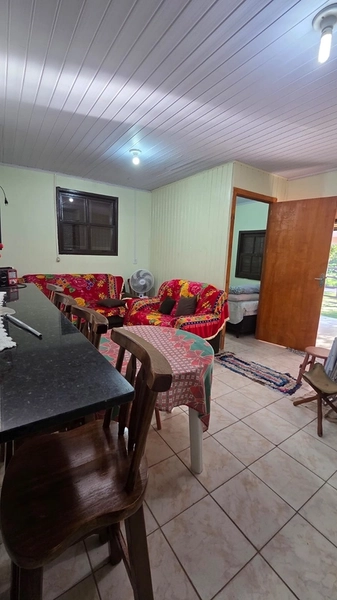 🏡 Casa de Alvenaria à Venda — R$ 270.000,00: 5ª foto da galeria de imagens do imóvel