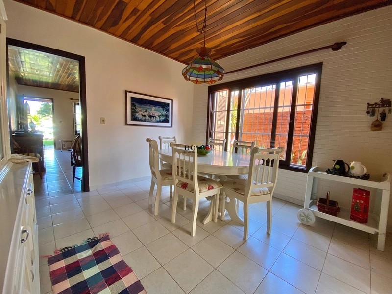 Casa no centro de Xangri-lá próximo ao mar: 5ª foto da galeria de imagens do imóvel