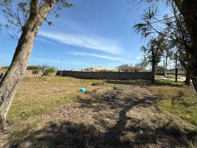 Casa à venda em Mariluz com 2 terrenos: 6ª foto da galeria de imagens do imóvel