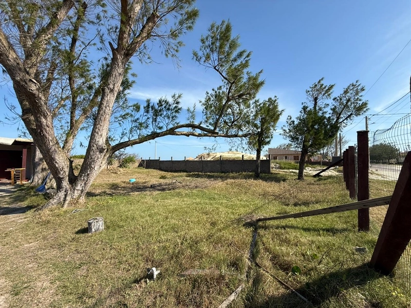 Casa à venda em Mariluz com 2 terrenos: 7ª foto da galeria de imagens do imóvel