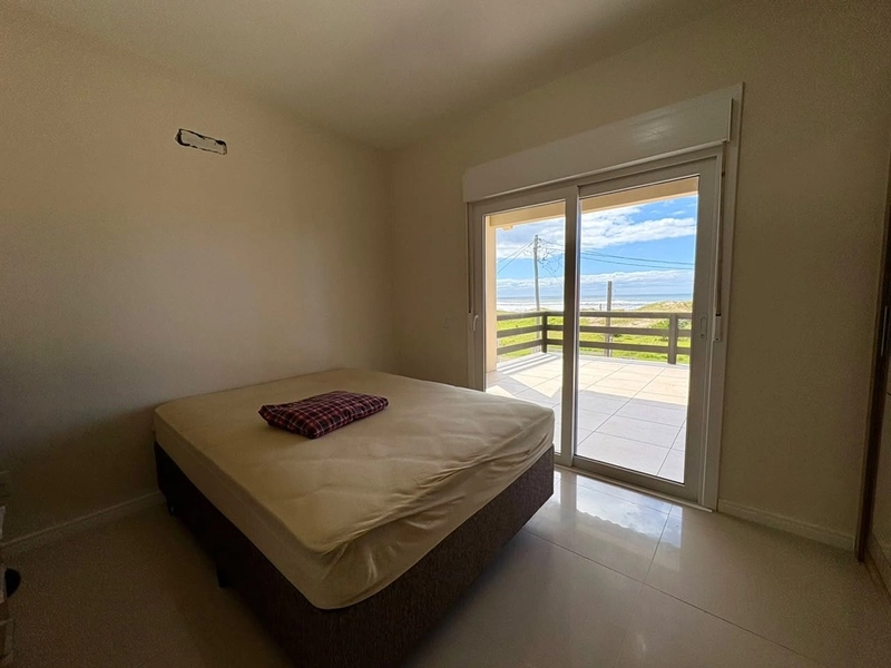 casa à venda : 3ª foto da galeria de imagens do imóvel