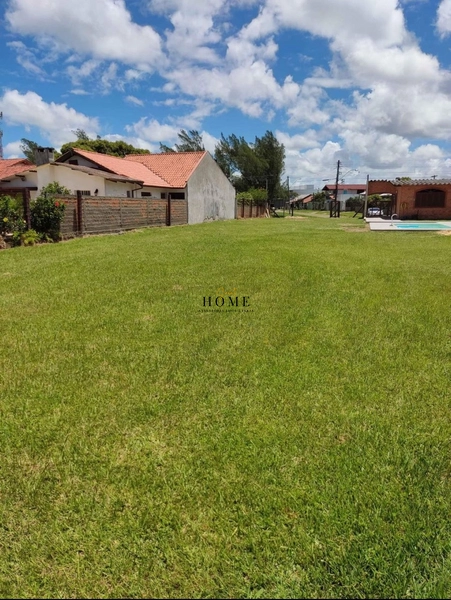 Terreno no centro de Imbé: 1ª foto da galeria de imagens do imóvel