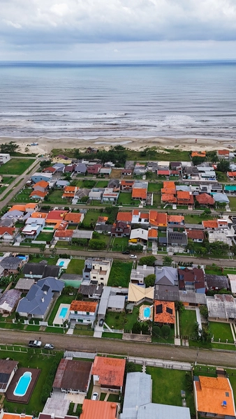 Terreno à venda em Mariluz : 7ª foto da galeria de imagens do imóvel